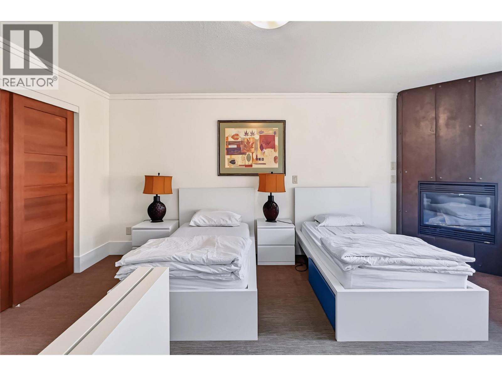 5030 Snowbird Way Unit# 406, Big White