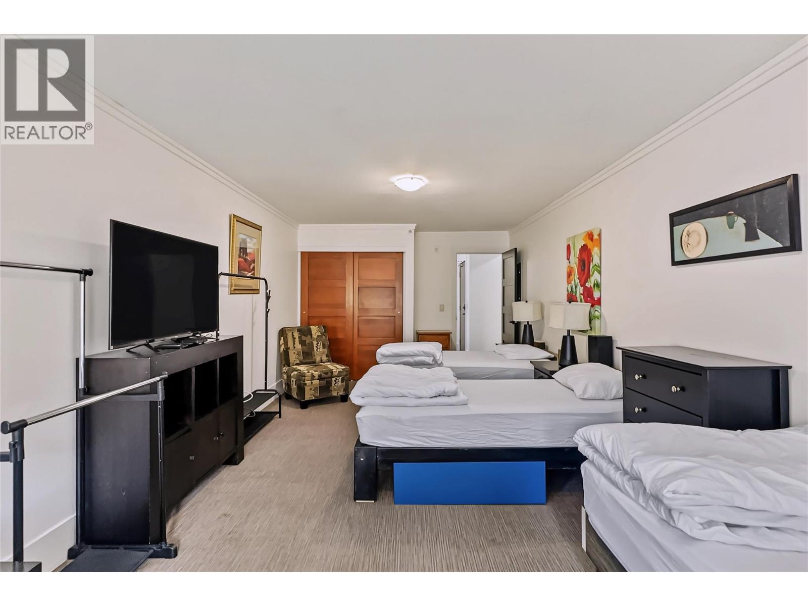 5030 Snowbird Way Unit# 406, Big White
