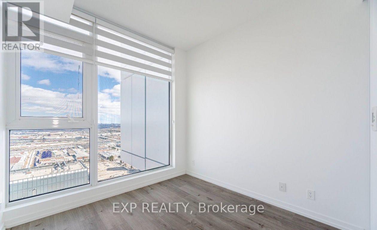 7890 Jane Street — photo 22