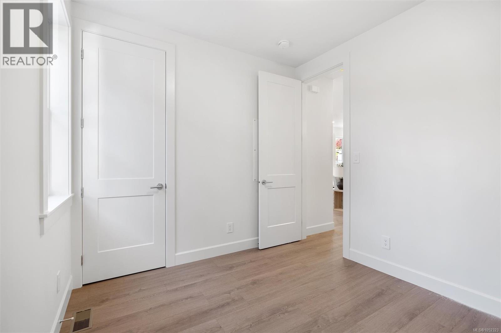 4 768 Lindsay Street, Saanich