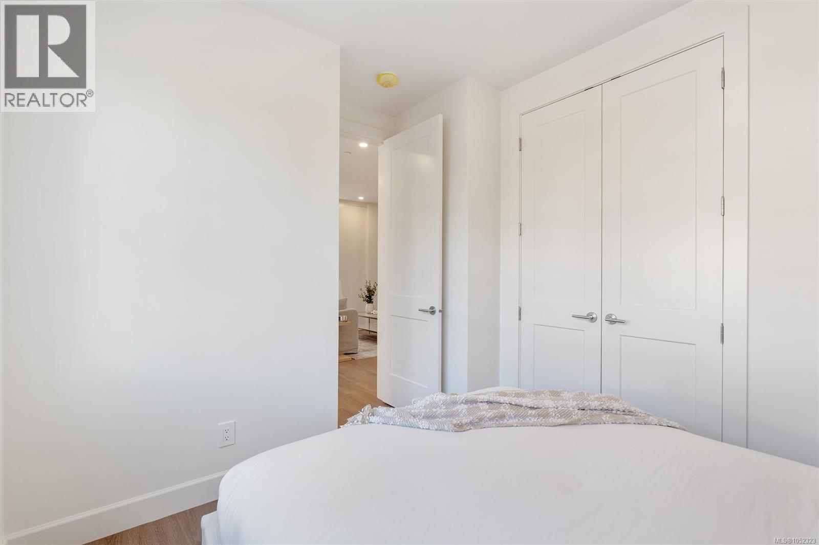 4 768 Lindsay Street, Saanich