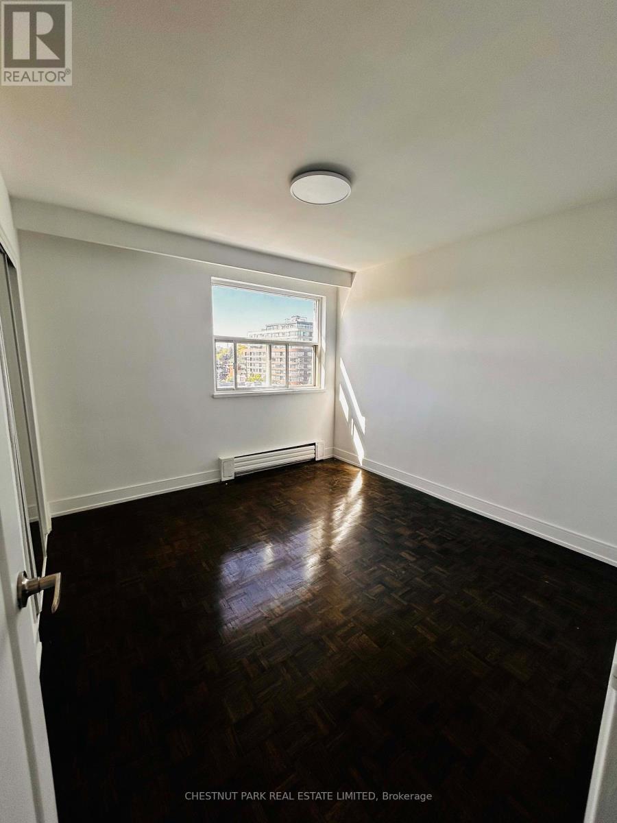 4 Superior Avenue — photo 8