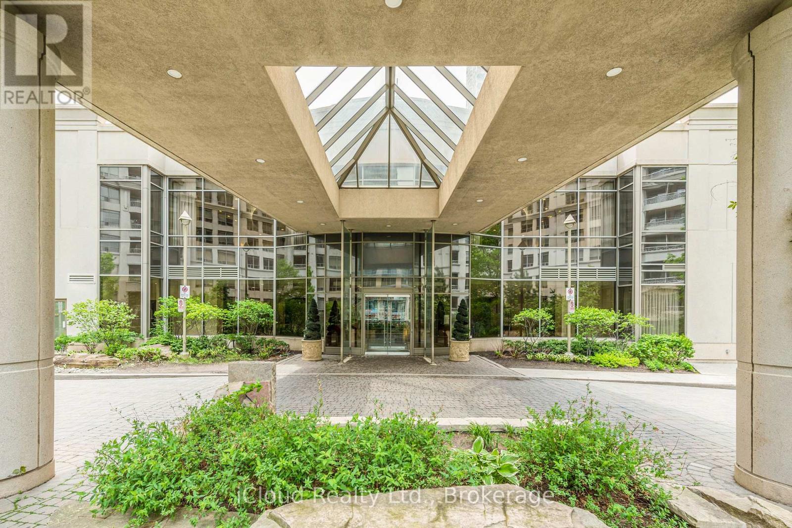 2521- 3888 Duke Of York Boulevard, Mississauga, ON photo 9