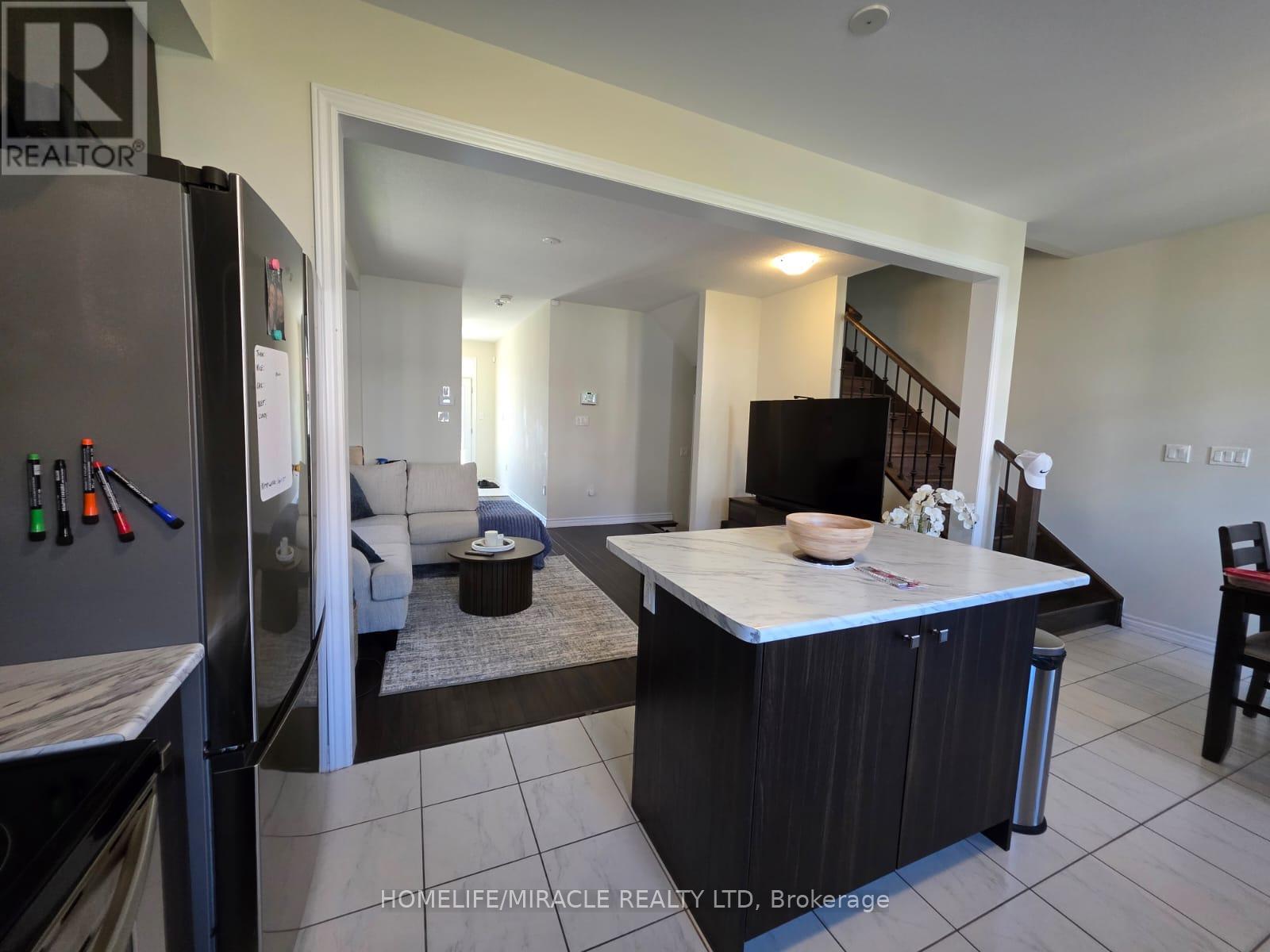 26 Amos Avenue — photo 16