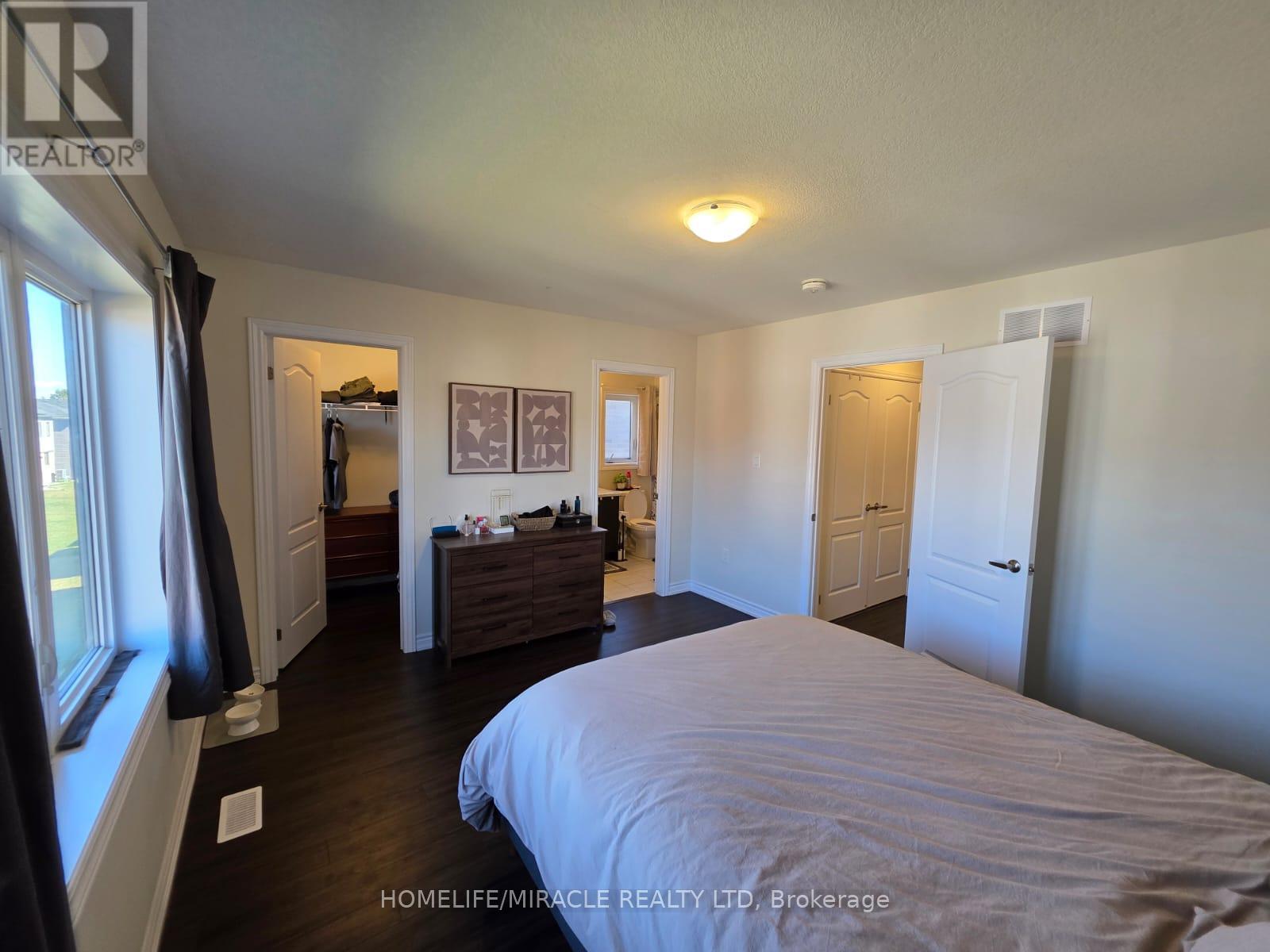 26 Amos Avenue — photo 19