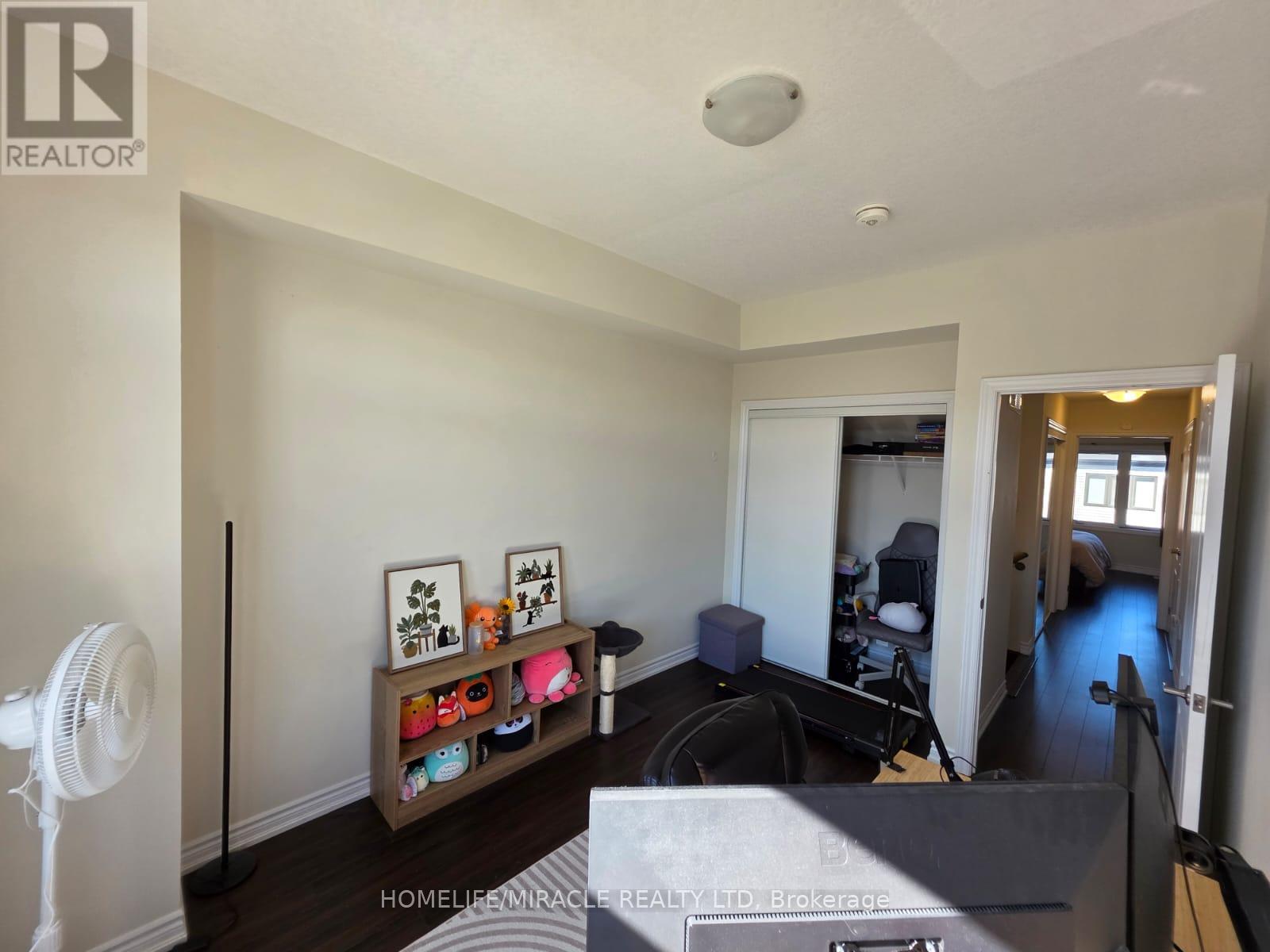 26 Amos Avenue — photo 31