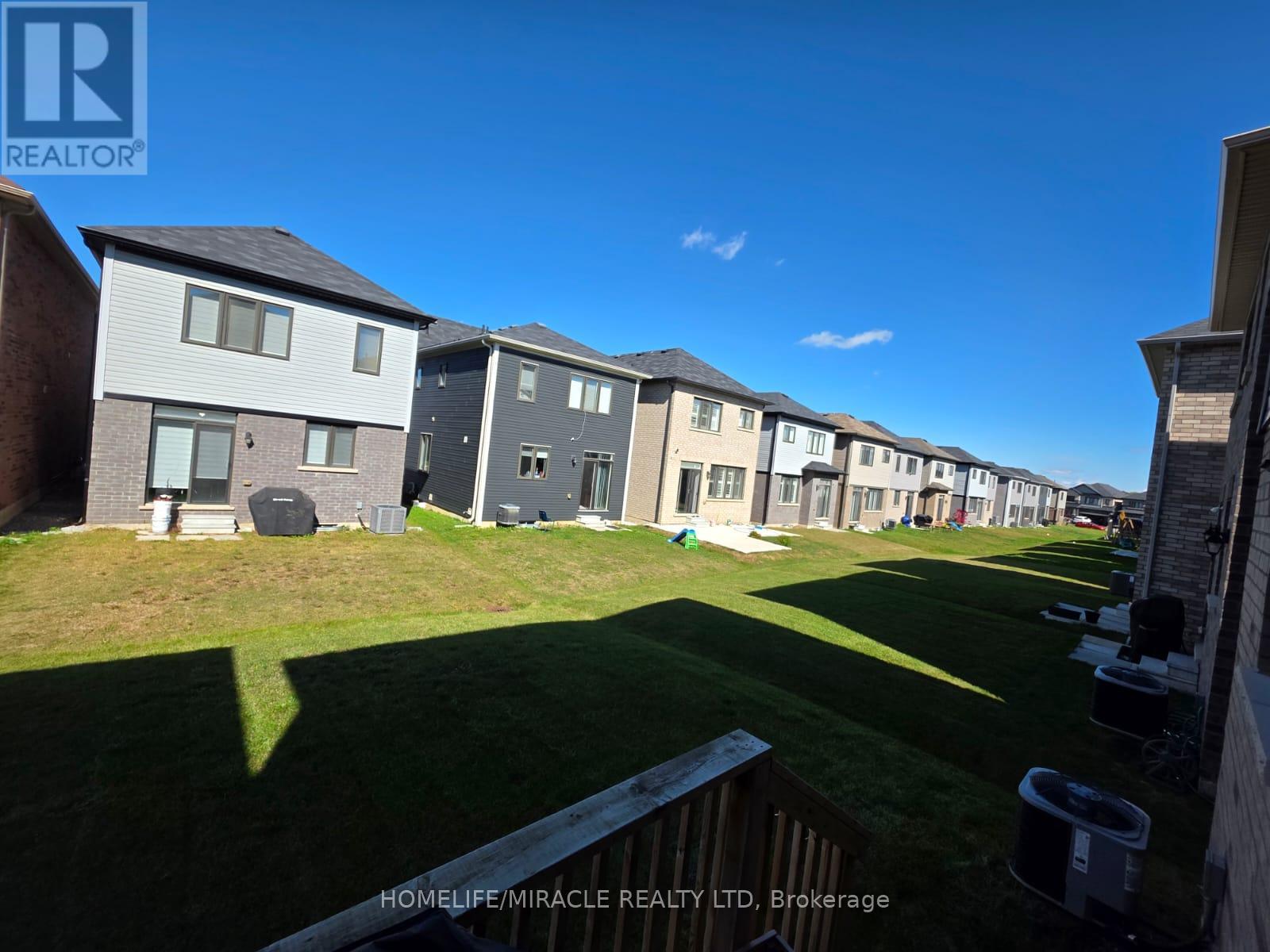 26 Amos Avenue — photo 48