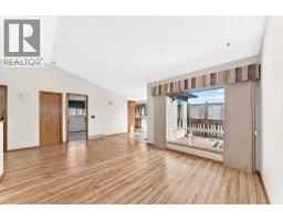 106 Elizabeth Way SE - photo 9