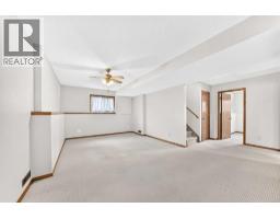 106 Elizabeth Way SE - photo 23