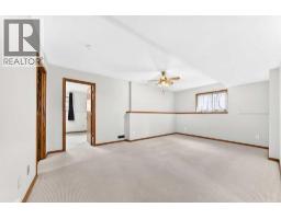 106 Elizabeth Way SE - photo 22