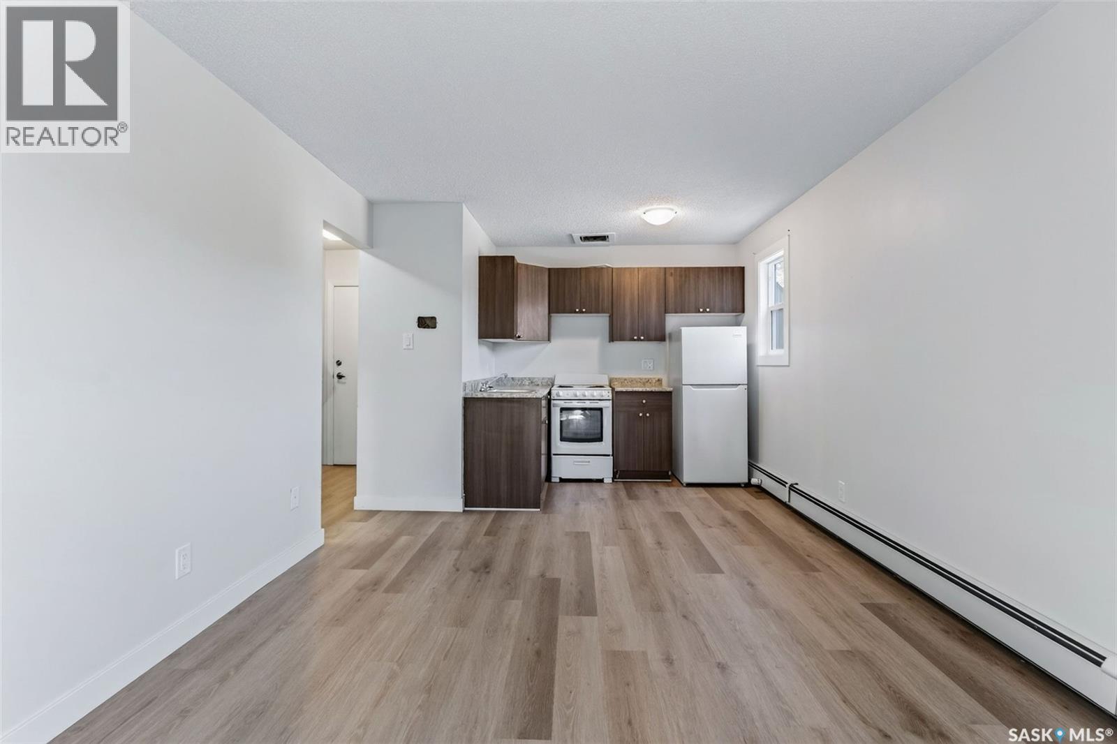124 P AVENUE S - 23