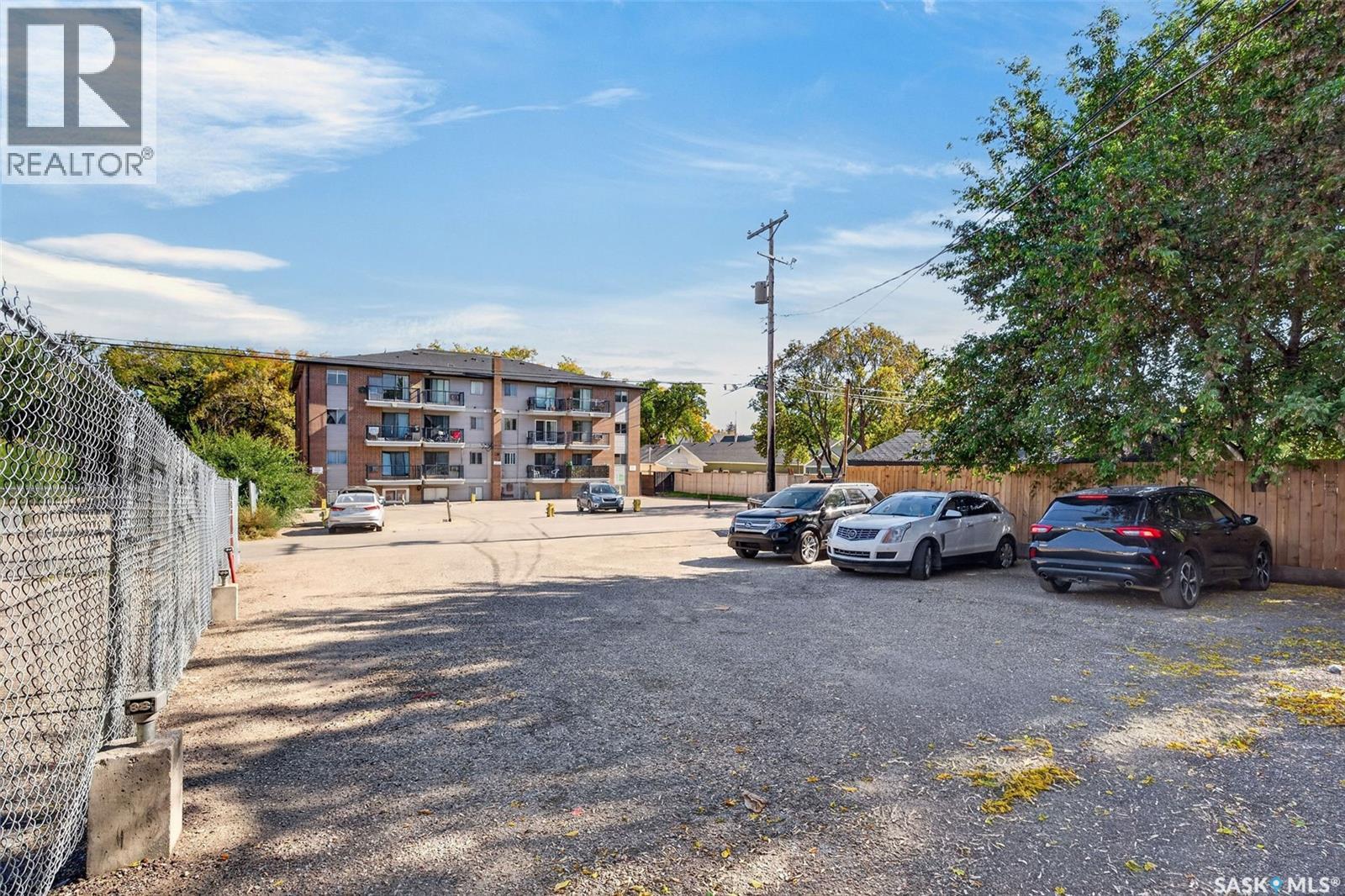 124 P AVENUE S, Saskatoon — photo 9