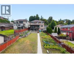 10680 239 Street, Maple Ridge, BC V2W0B3 Photo 39