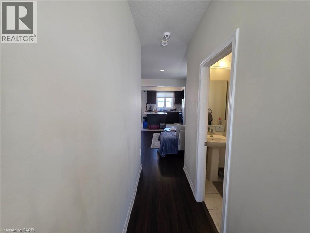 26 Amos Avenue — photo 16