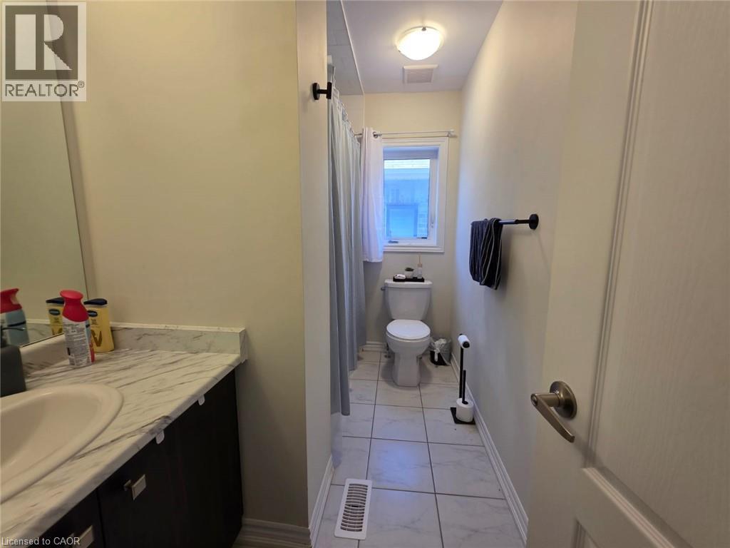 26 Amos Avenue — photo 40