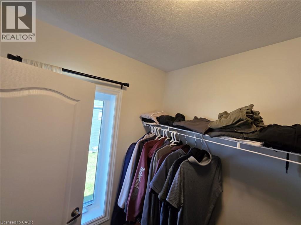 26 Amos Avenue — photo 31