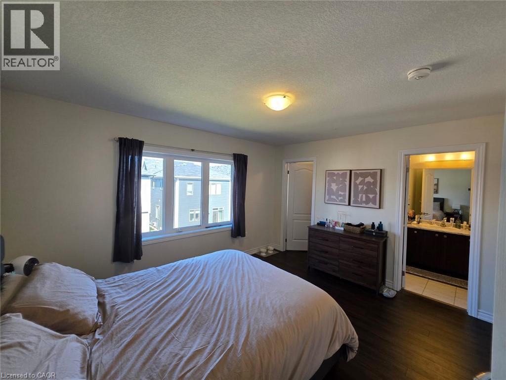 26 Amos Avenue — photo 35