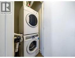 401 8850 University Crescent, Burnaby, BC V5A4Y8 Photo 6