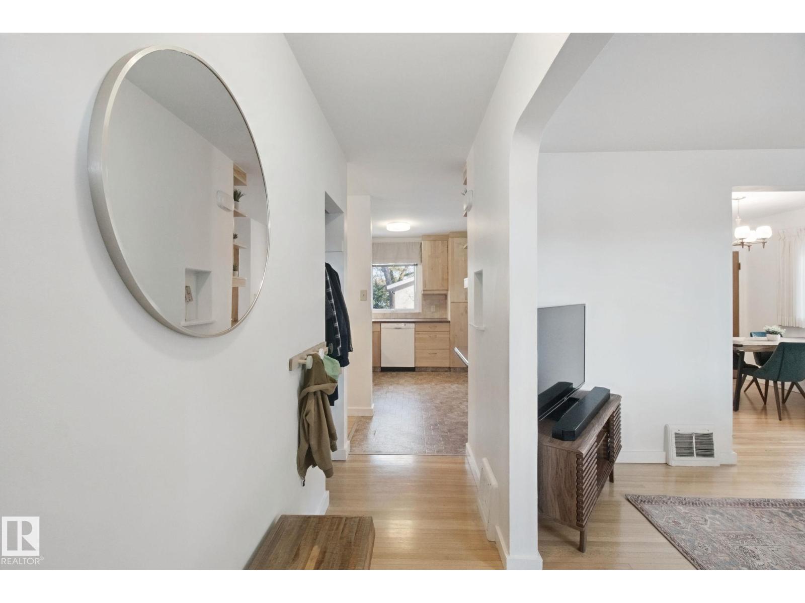 11639 134 ST NW - 6