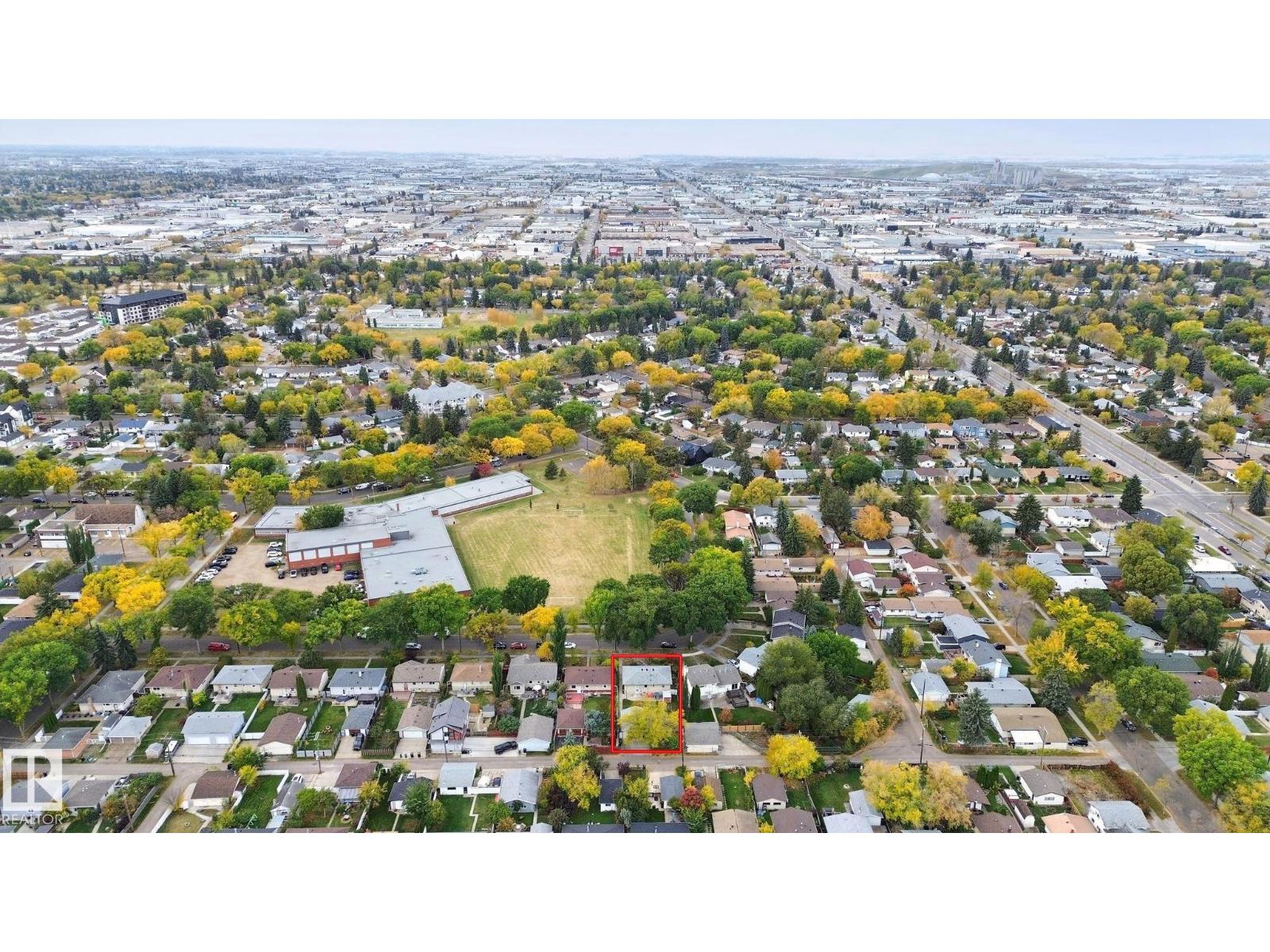 11639 134 ST NW - 39