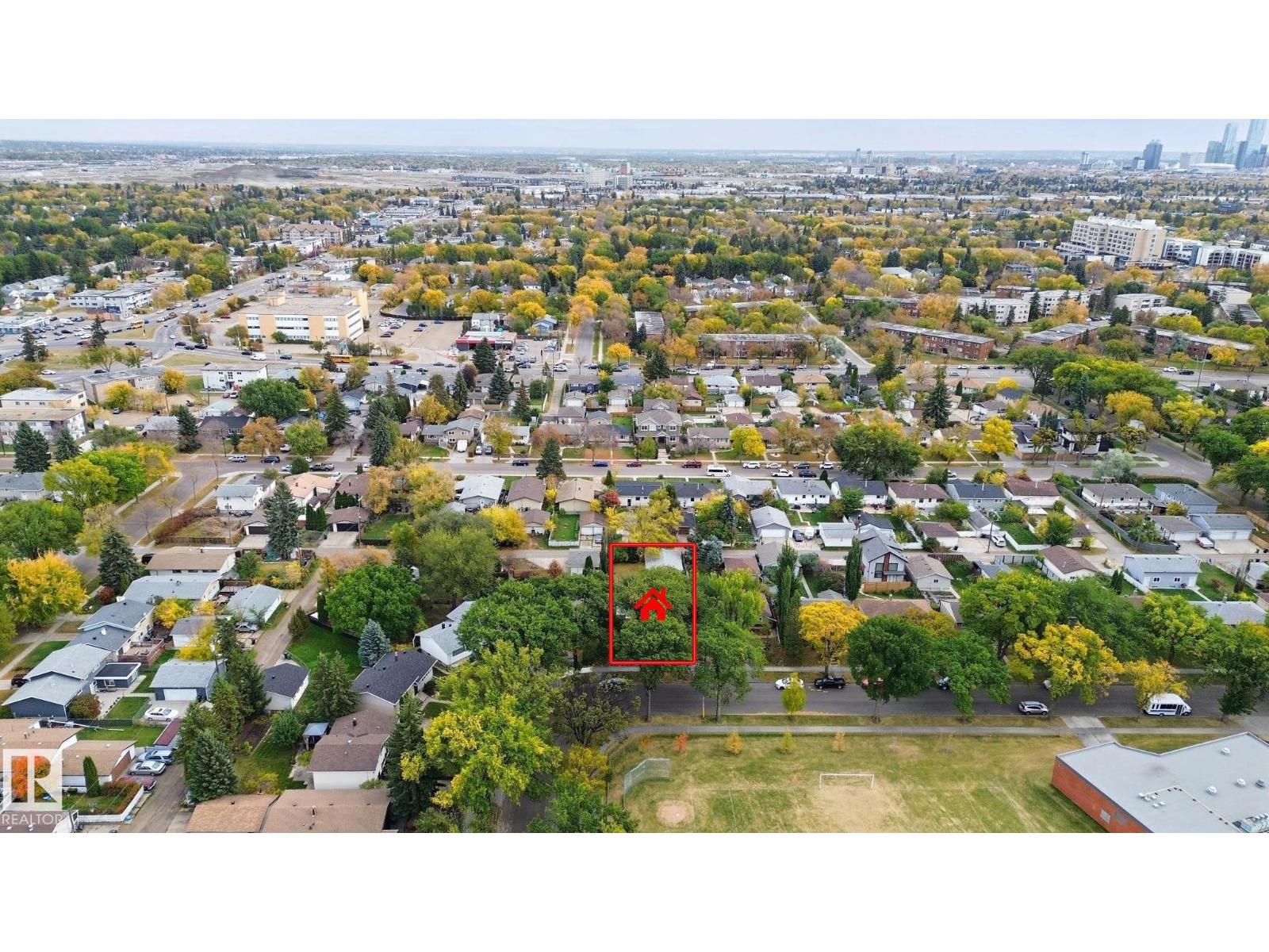 11639 134 ST NW - 43