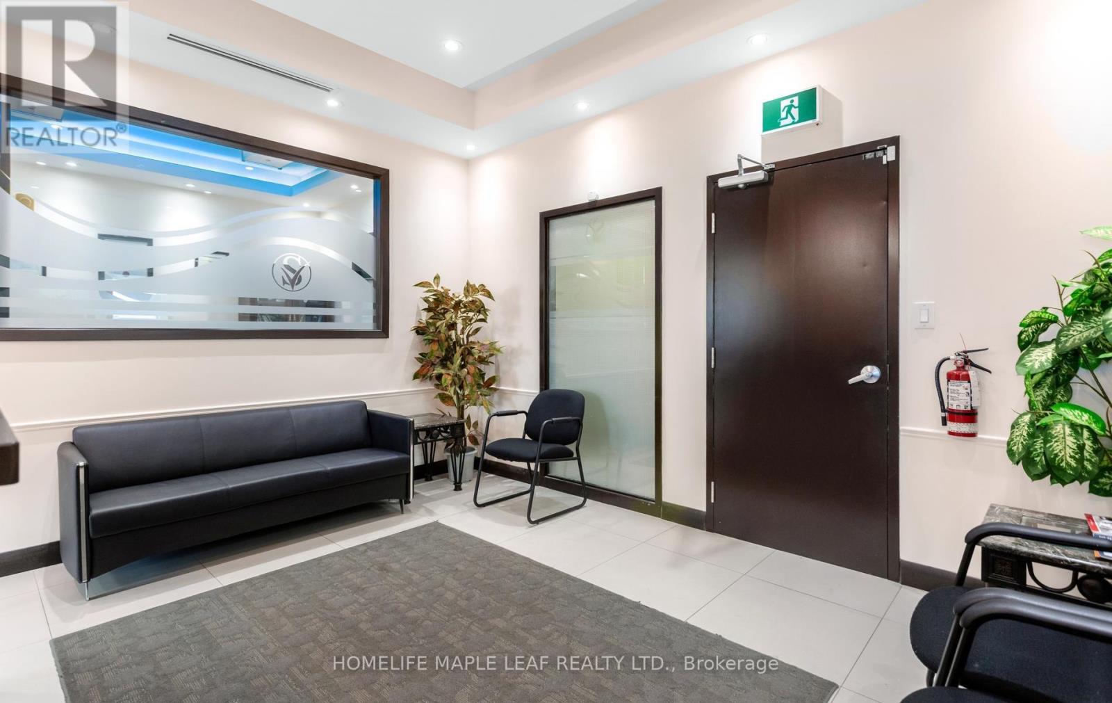9 - 20 MARITIME ONTARIO BOULEVARD, Brampton (Airport Road/ Highway 7 Business Centre) — photo 12