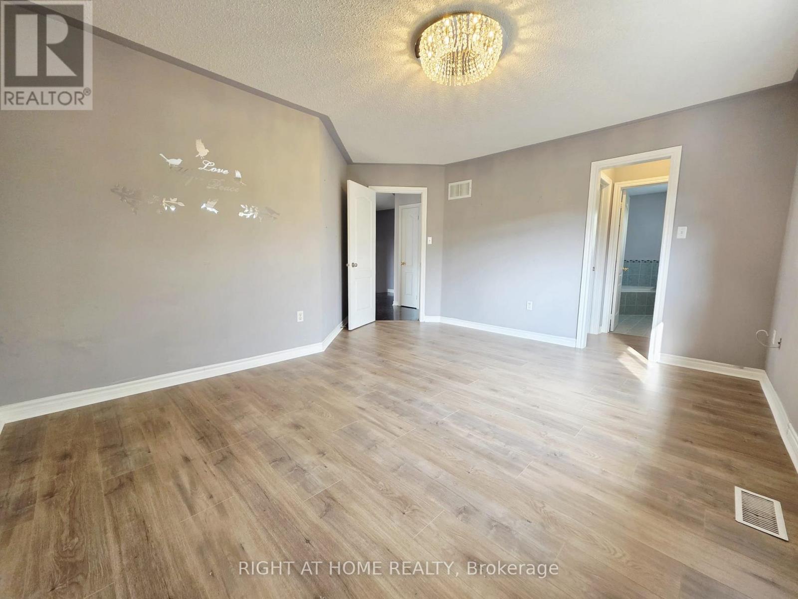 63 Sunridge Street — photo 14