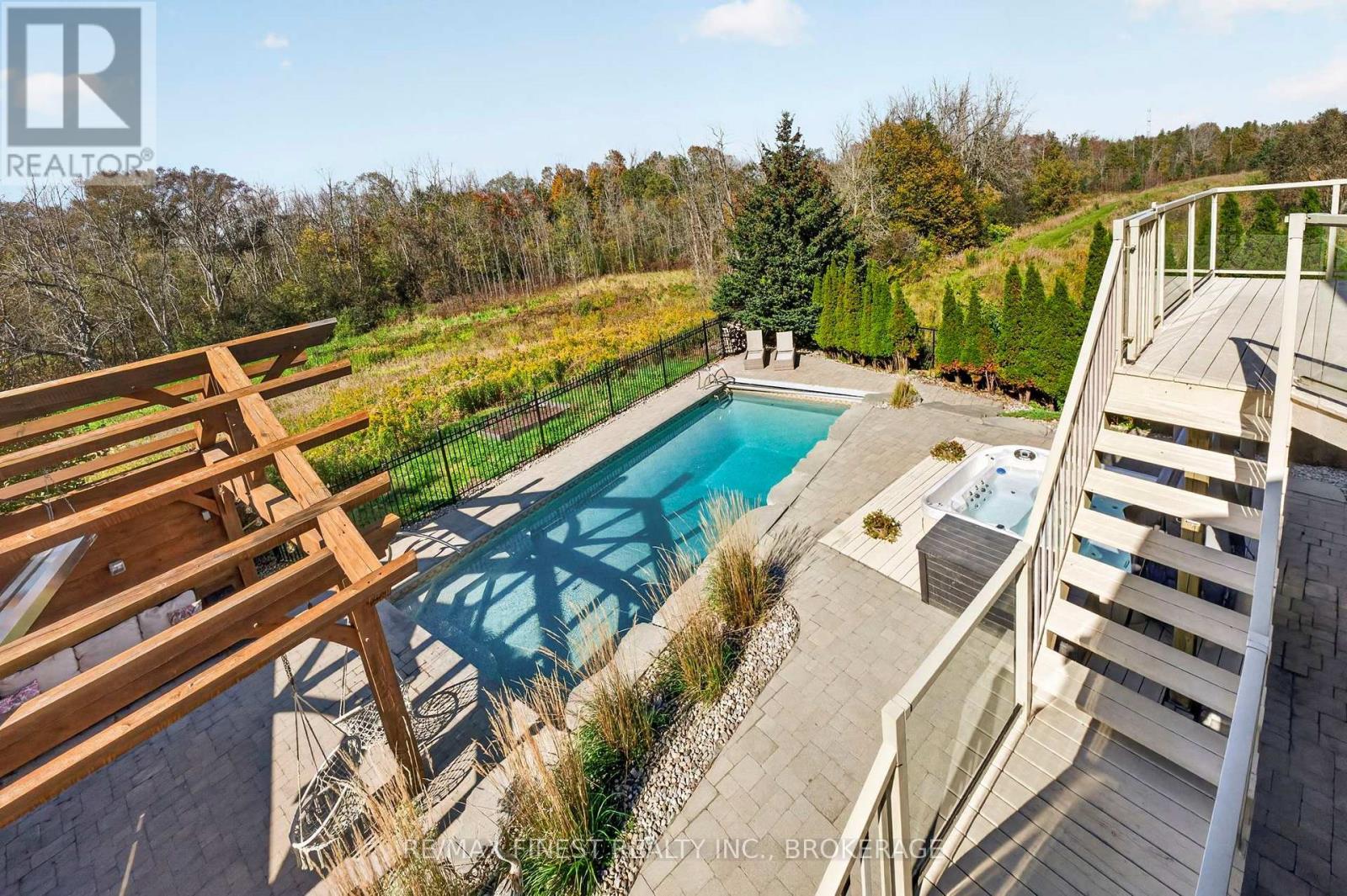 710 Kananaskis Drive — photo 23