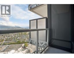 3909 1955 Alpha Way, Burnaby, BC V5C0K6 Photo 10