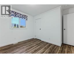 502 Hutcheson Avenue, Salmo, BC V0G1Z0 Photo 18