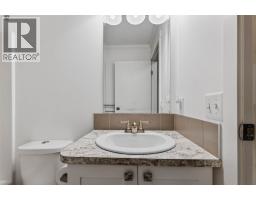502 Hutcheson Avenue, Salmo, BC V0G1Z0 Photo 16