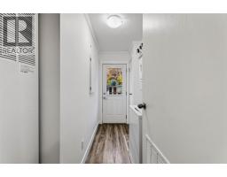 502 Hutcheson Avenue, Salmo, BC V0G1Z0 Photo 9