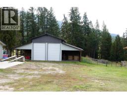 Den - 1325 Hepburn Road, Chase, BC V0E1M1 Photo 11
