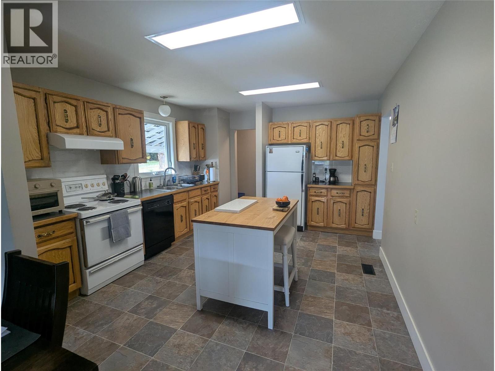  1325 Hepburn Road, Chase - Image 1