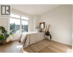 645 36 Street SW - photo 31
