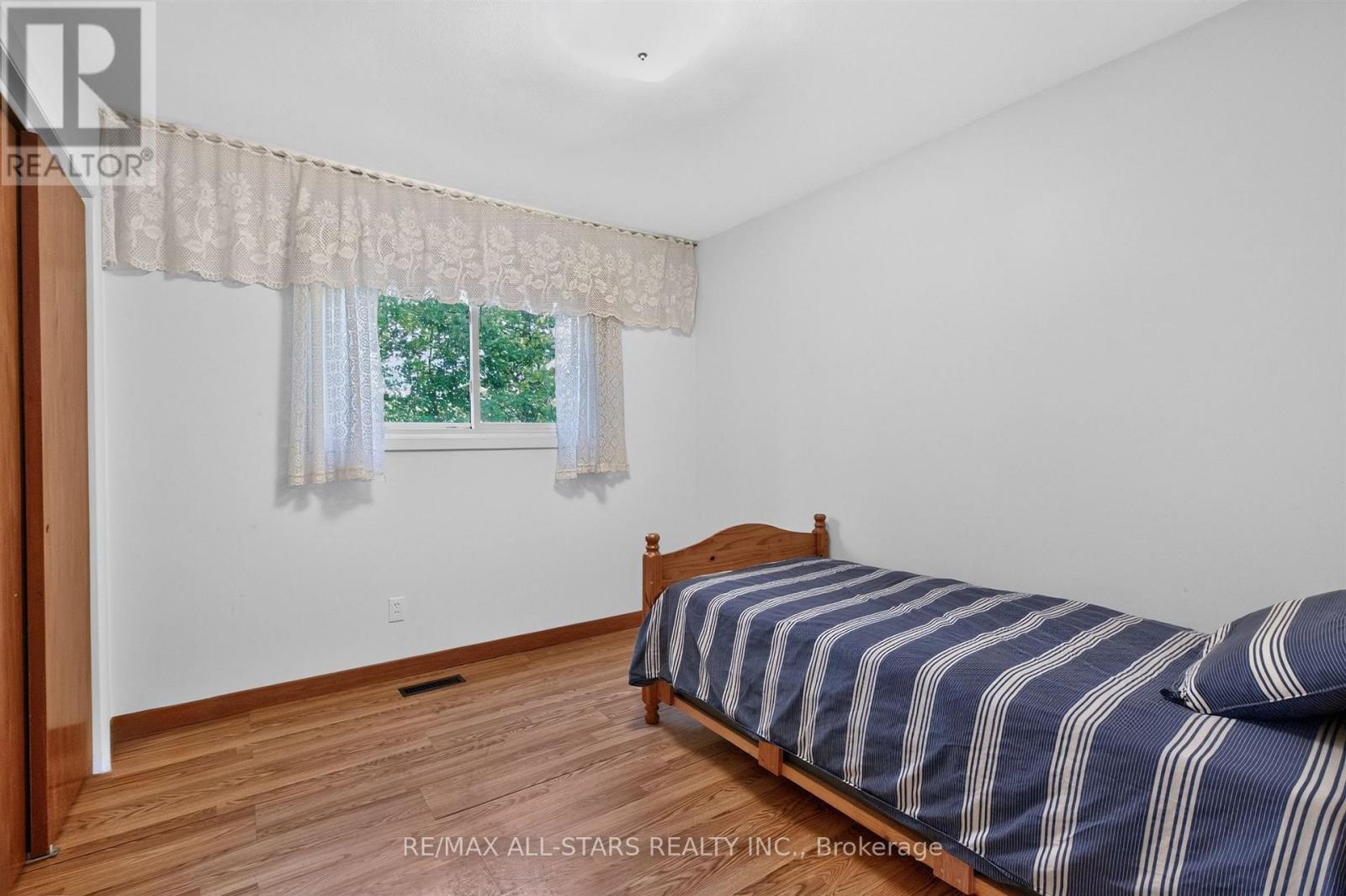 12 Adanac Drive, Toronto, ON photo 24
