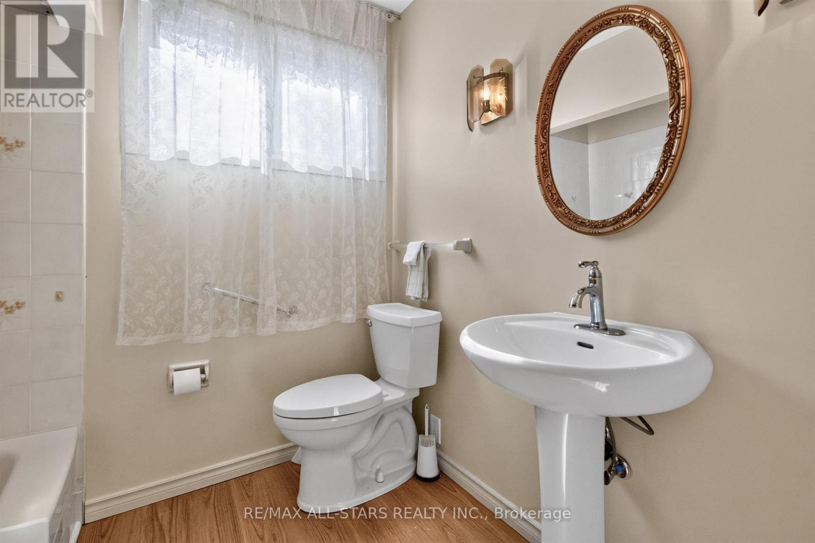 12 Adanac Drive, Toronto, ON photo 28