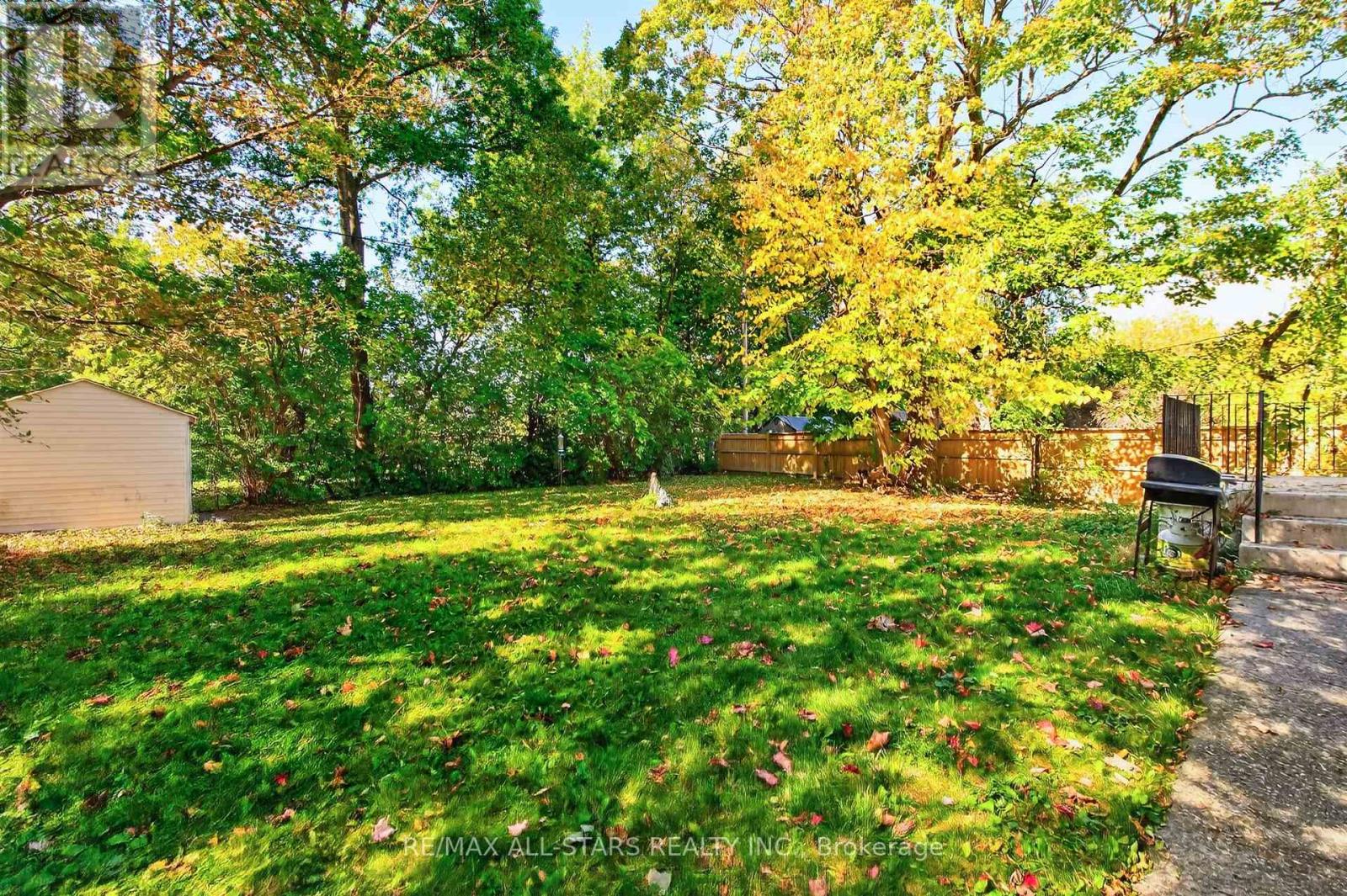 12 Adanac Drive, Toronto, ON photo 37