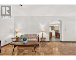 12 Adanac Drive, Toronto, ON M1M2E4 Photo 16