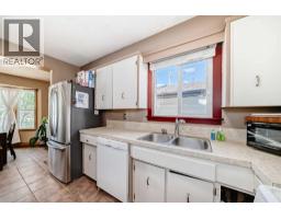 52 Beacham Road NW - photo 8