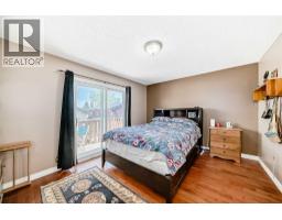 52 Beacham Road NW - photo 10