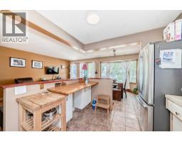 52 Beacham Road NW - photo 9
