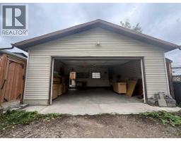 52 Beacham Road NW - photo 27