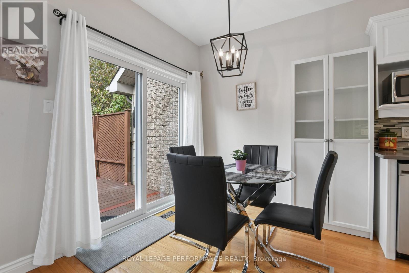 14 Windeyer Crescent