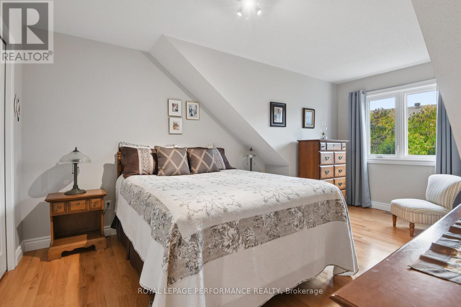 14 Windeyer Crescent