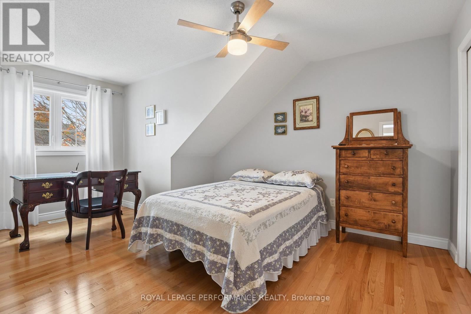14 Windeyer Crescent