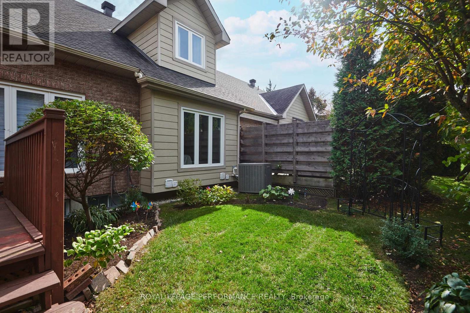 14 Windeyer Crescent