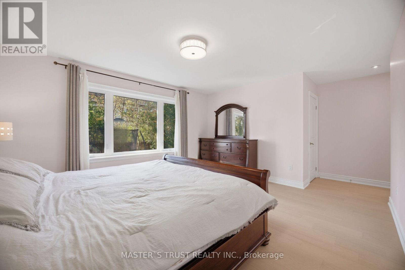 412 Sandmere Place, Oakville, ON photo 14