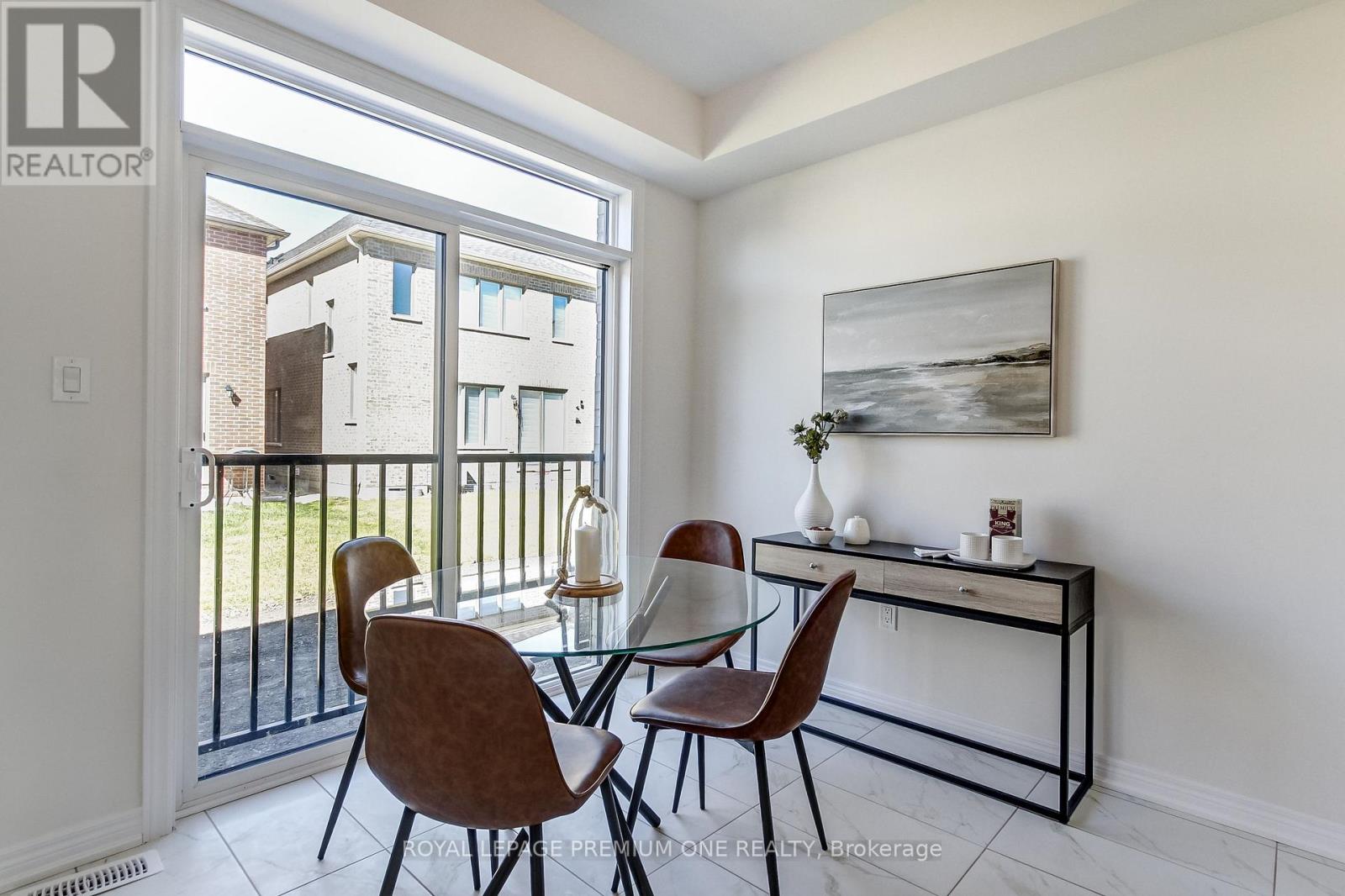 849 Hickory Crescent — photo 13