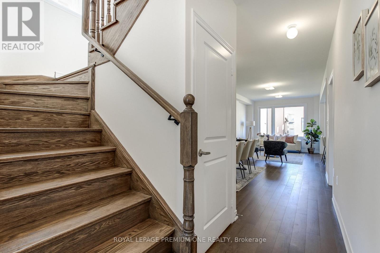849 HICKORY CRESCENT, Milton (CB Cobban) — photo 5